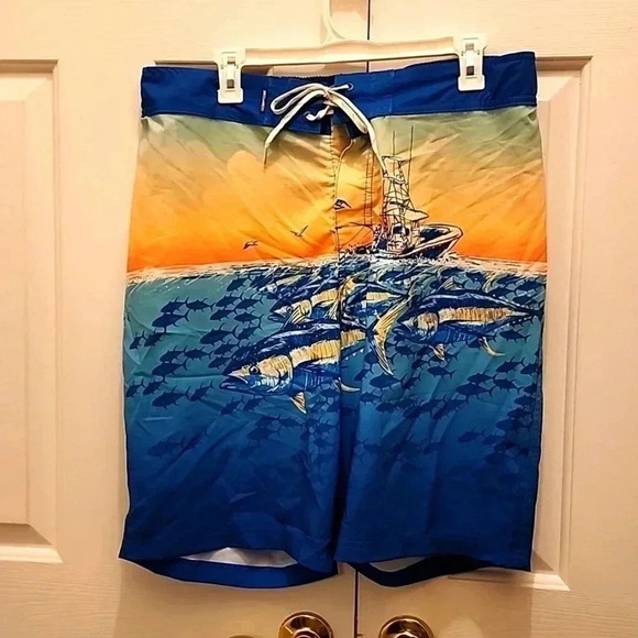 Ocean+Cost Printed Swim Trunks- size L- NWOT- excellent condition- never worn - Picture 1 of 3